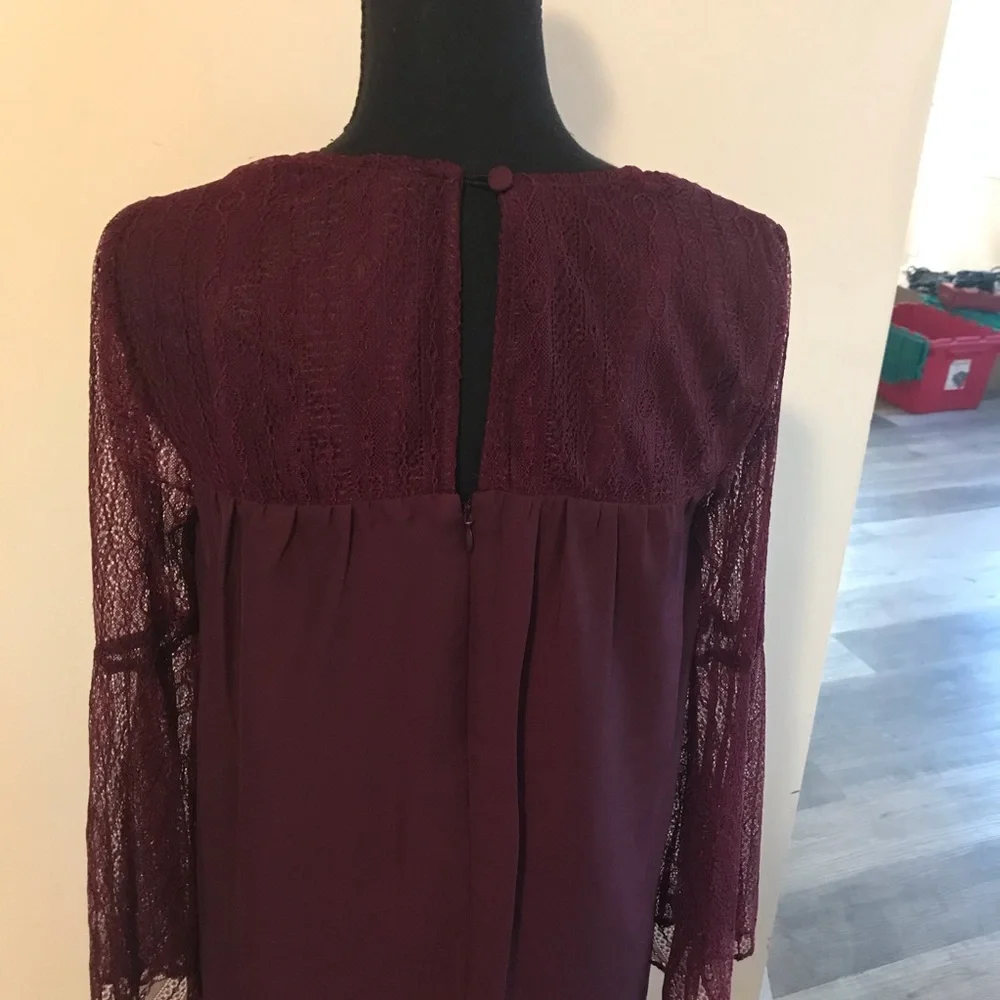 New avec les filled burgundy bell lace sleeve shift dress in size 4 - Picture 5 of 8